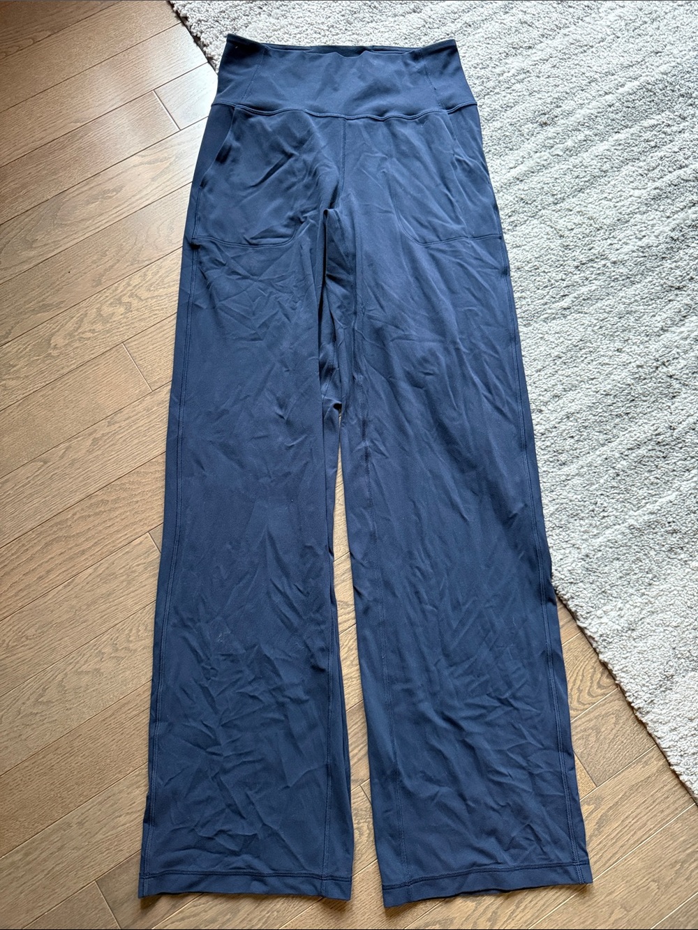 Wide-Leg Pants in Navy